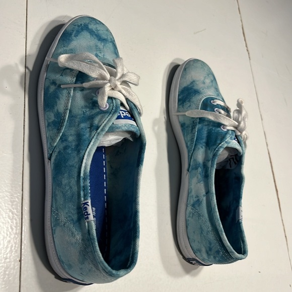 Tie dye KEDS size 8. - Picture 4 of 6